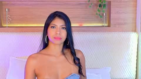 Snapshot of abiehils chatting on 09.29.25 abiehils online show from 09.29.25