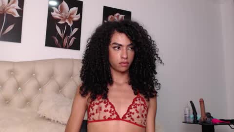 Snapshot of abigail_f00x chatting on 02.08.25 Abigail online show from 02.08.25