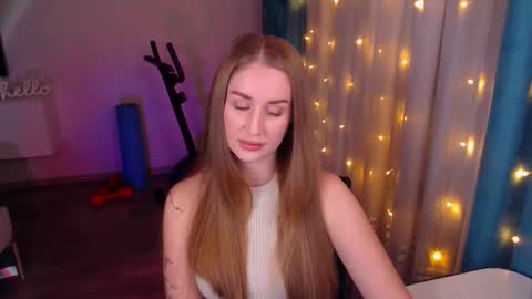 Snapshot of abigail_flex chatting on 01.27.25 Anna online show from 01.27.25