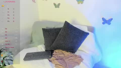 Snapshot of abigail_luna_ chatting on 01.18.25 abi online show from 01.18.25