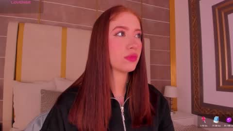 Snapshot of abigailcarter chatting on 02.10.26 online show from 02.10.26