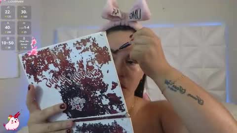 Abril  online show from 02.21.25