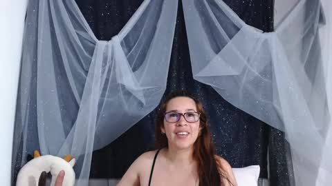 Snapshot of abril_bianchi chatting on 02.27.25 abril_bianchi online show from 02.27.25