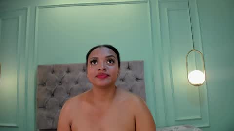 Snapshot of abril_jones10 chatting on 01.22.25 Abril jones online show from 01.22.25