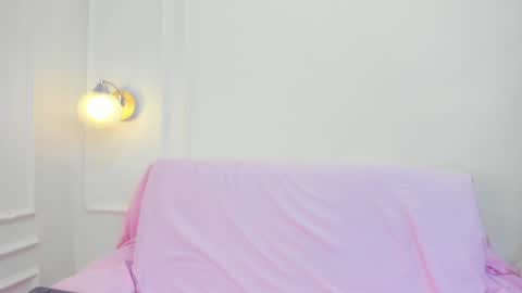 Snapshot of abril_jones10 chatting on 02.13.25 Abril jones online show from 02.13.25