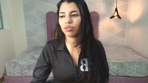 ABRIL MATTHEWS online show from 12.21.24