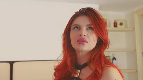 Abril Colls online show from 02.21.26