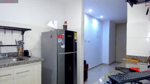 itis   S O F I A online show from 02.15.25