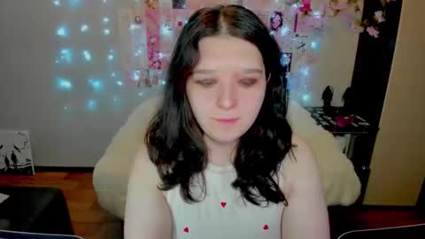 Kate online show from 04.19.26