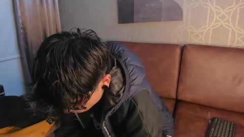 Acid Milo online show from 12.12.24