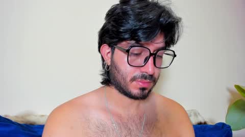 R. online show from 02.05.25