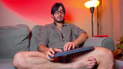 R. online show from 10.03.25