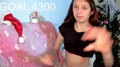 Snapshot of ada_naugthy1 chatting on 12.14.24 Ada naugthy28 online show from 12.14.24