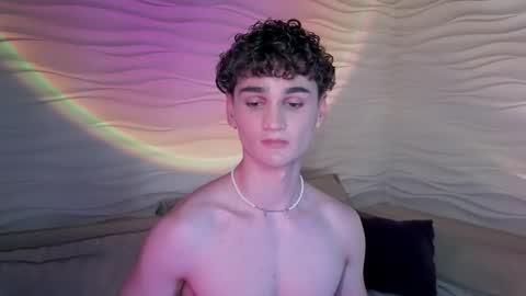 Snapshot of adam_21cm chatting on 02.09.25 Adam online show from 02.09.25