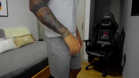 adam clarke online show from 03.08.25