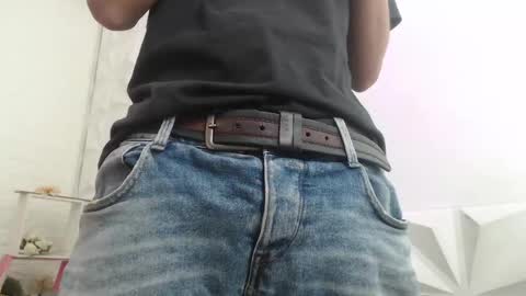 adam_evehotroom online show from 01.23.25