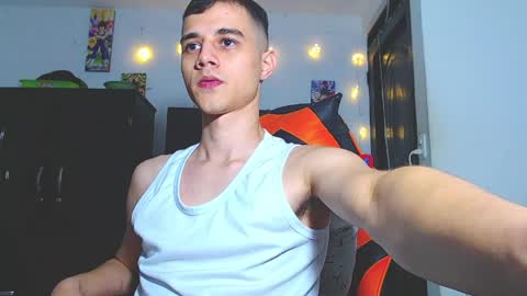 adam hot11 online show from 04.01.26