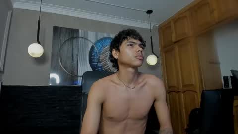 Snapshot of adam_piarse chatting on 02.09.25 adam_piarse online show from 02.09.25