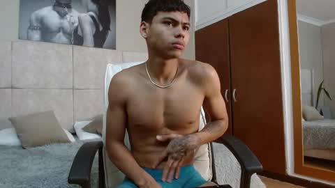 Snapshot of adam_piarse chatting on 09.22.25 adam_piarse online show from 09.22.25