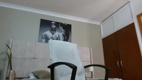 Snapshot of adam_piarse chatting on 09.24.25 adam_piarse online show from 09.24.25