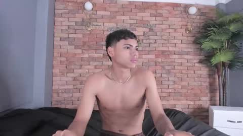 Snapshot of adam_piarse chatting on 11.20.25 adam_piarse online show from 11.20.25