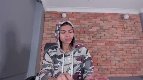 Snapshot of adam_piarse chatting on 01.12.26 adam_piarse online show from 01.12.26