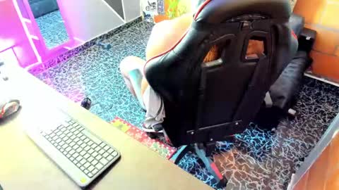 Adam Valencia online show from 01.17.25