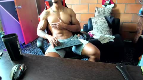 Adam Valencia online show from 01.26.25