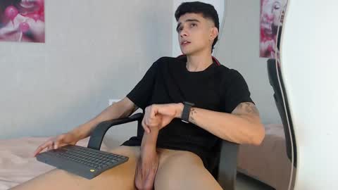 Hello guys excuse my absence I will be absent for several days for health reasons I hope you understand thank you very much. online show from 02.14.25