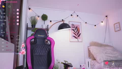 Snapshot of adamaria_1 chatting on 02.12.25 ADA online show from 02.12.25