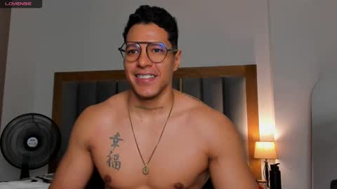 adambrocs1 online show from 03.06.25