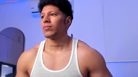 adambrocs1 online show from 12.02.25