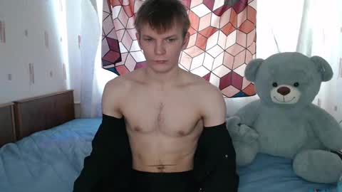 Snapshot of adamharriss chatting on 02.16.25 adamharriss online show from 02.16.25