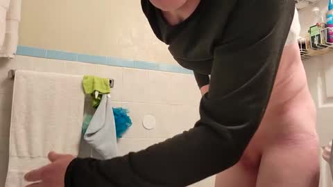 adamllamas online show from 02.18.25