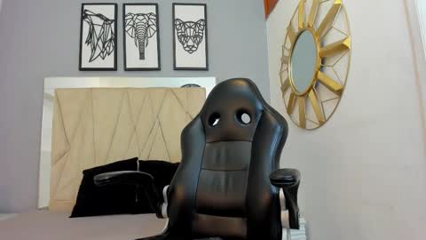 Adams Bobby online show from 12.19.25