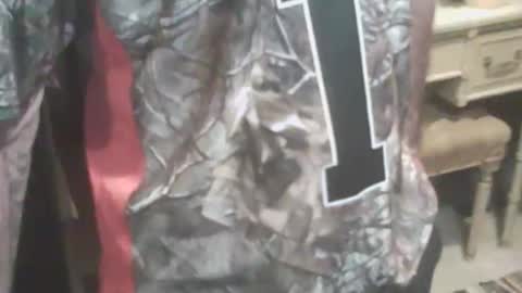 Snapshot of adamsny chatting on 12.18.25 adamsny online show from 12.18.25