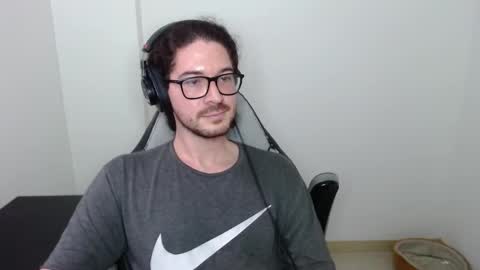 Adam online show from 02.12.25