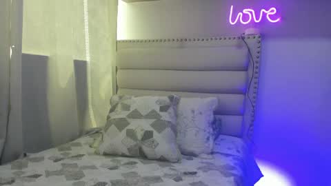 eva online show from 04.25.26