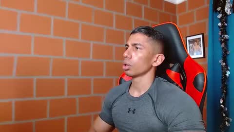 Adan Sin online show from 12.23.24