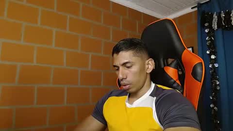 Adan Sin online show from 01.28.25