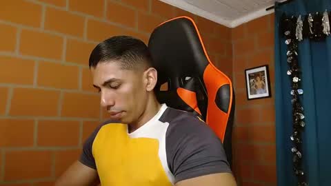 Adan Sin online show from 01.30.25