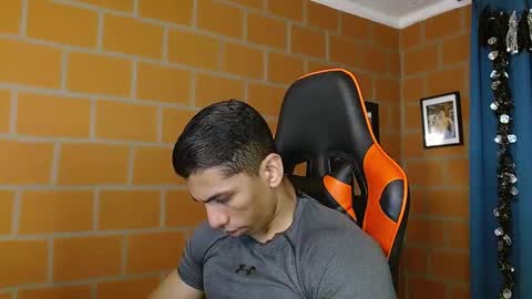 Adan Sin online show from 03.01.25