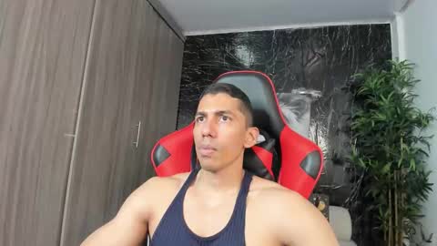 Adan Sin online show from 04.10.26