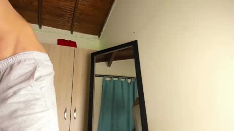 Snapshot of adanxbaby chatting on 02.13.25 online show from 02.13.25