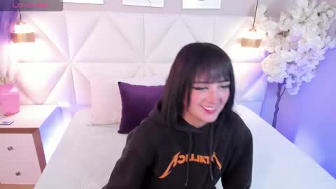 adara_carter_ online show from 12.15.25