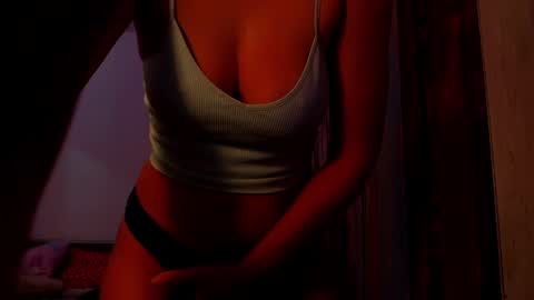 amy        online show from 03.03.25