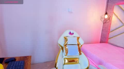 Snapshot of addy__02 chatting on 10.28.25 addy__02 online show from 10.28.25