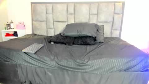 adela online show from 02.19.26