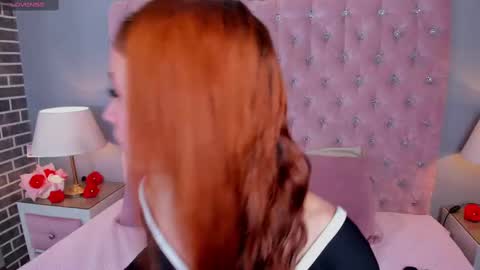 Snapshot of adelainebest chatting on 02.22.25 Adelaine online show from 02.22.25