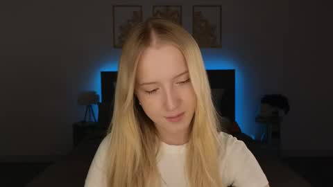 Snapshot of adele_armas chatting on 05.19.26 Adele online show from 05.19.26